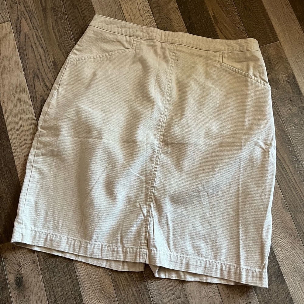 Great Levi’s Dockers Skirt